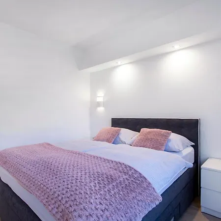 Urban Style By Loft 3*